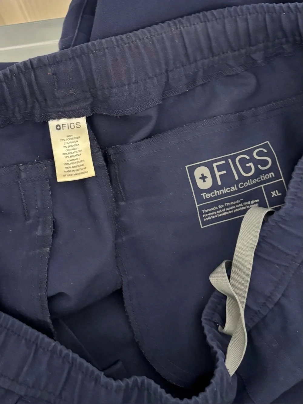 FIGS Technical Collection Navy Jogger Scrub Pants Men’s Size XL